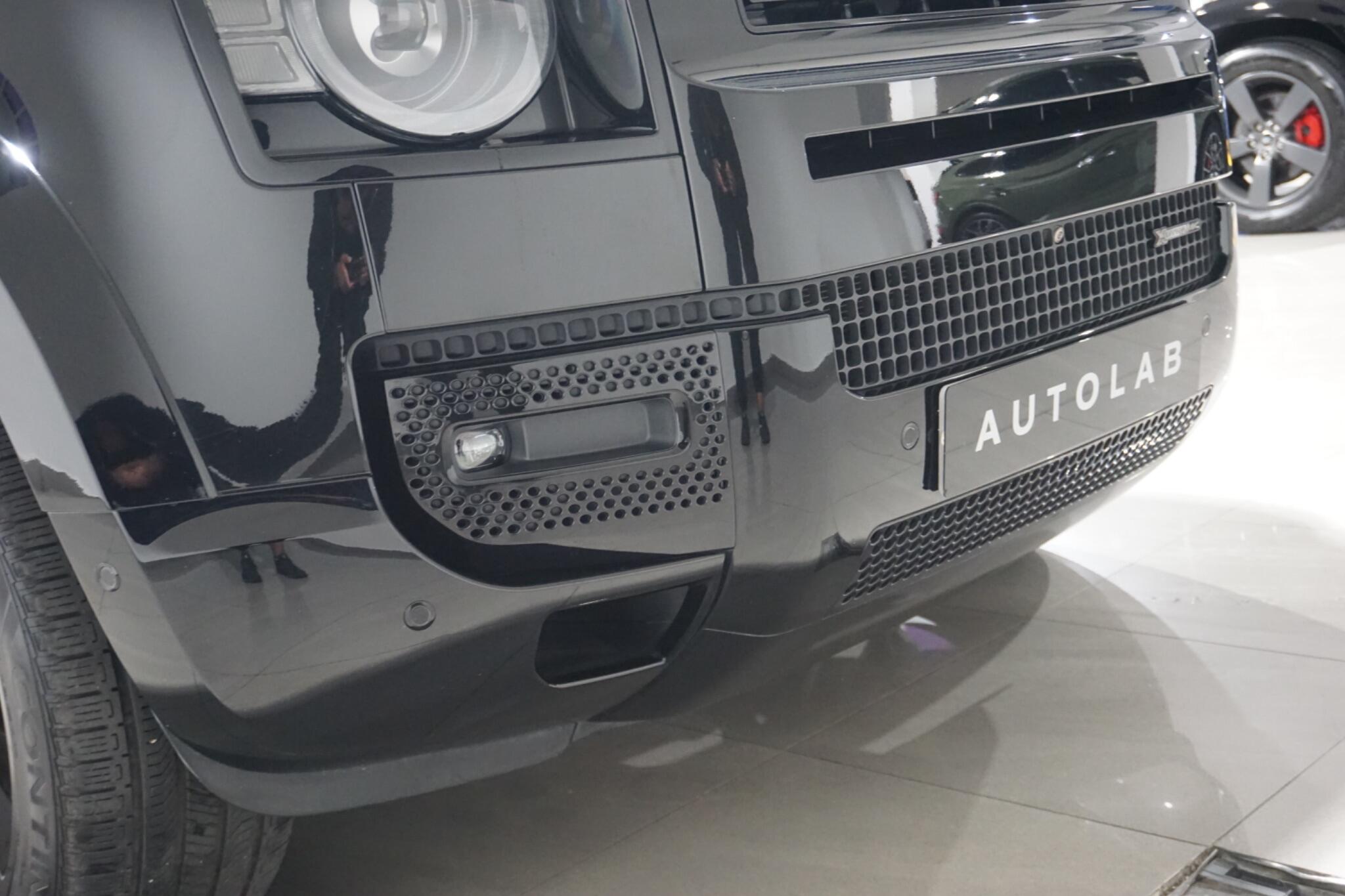 Land Rover Defender 110 3.0 D300 MHEV X-Dynamic HSE Auto 4WD Euro 6 (s/s) 5dr